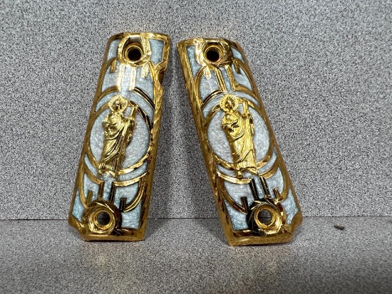 Custom 1911 Grips San Judas - Gold & Pearl