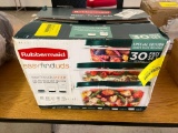 30 Piece Rubbermaid Containers & Lids