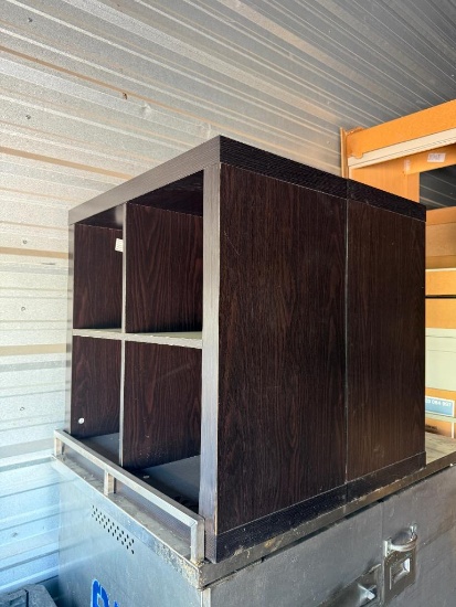 Lot of 2 Shelf Units