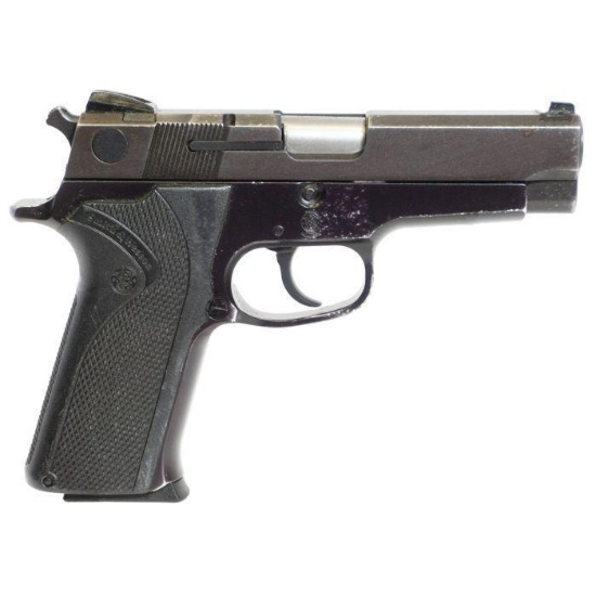 SMITH & WESSON 910 - 9MM