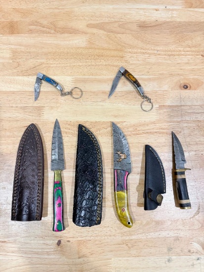 Lot of 5 Damascus Style Knives with Sheaths & 2 Folding Knife Keychains