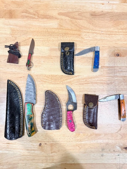 Lot of 5 Damascus Style Knives with 5 Sheaths