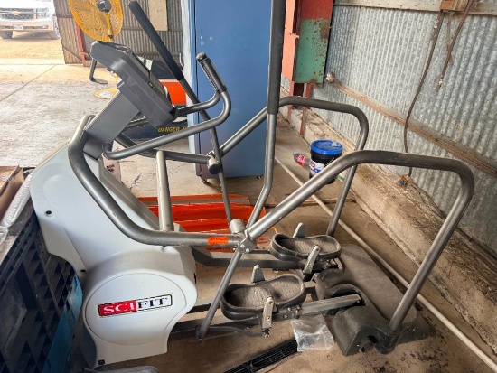 SciFit Commercial Elliptical Cross Trainer