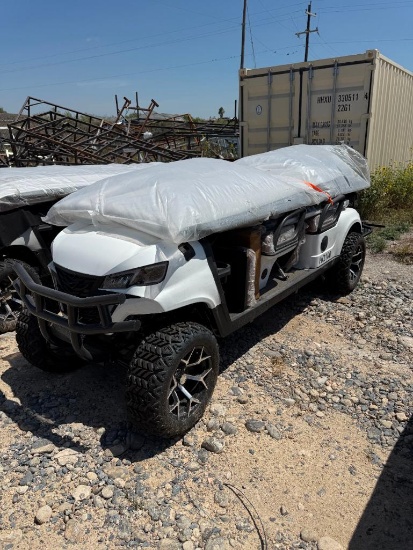2026 SDLC100 6-Passenger Electric Golf Cart 5000W Unused / Unassembled