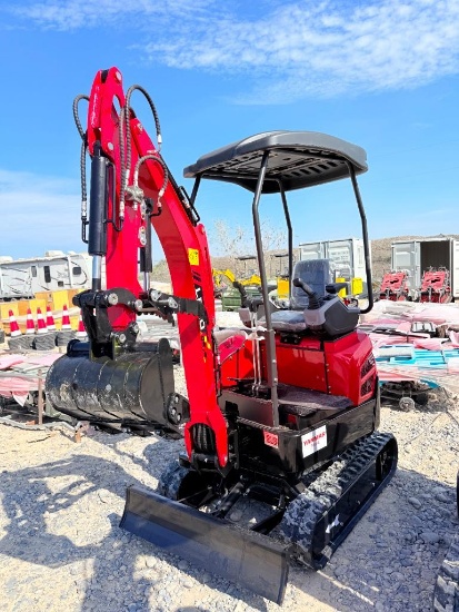 2026 LE20 Mini Excavator with Yanmar Diesel Engine & Hydraulic Thumb Unused