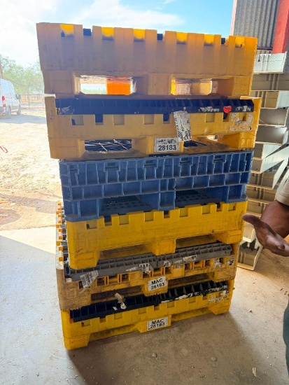 Heavy-Duty Collapsible Plastic Bulk Containers