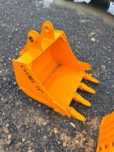 2026 FUTURE 24" Excavator Bucket Fits CAT 305
