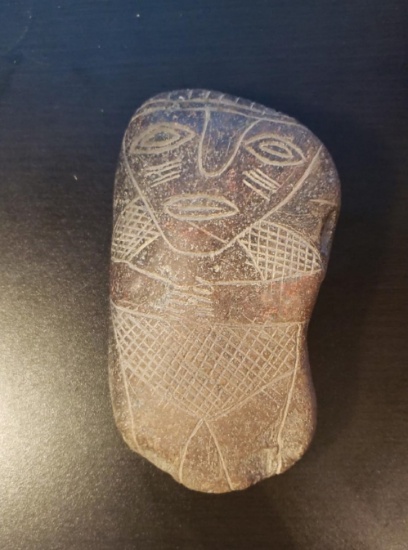 stone engraved Very old -RARE (Culture Paracas)