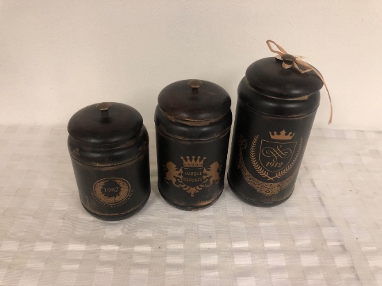 3 Metal canister set with wood lids