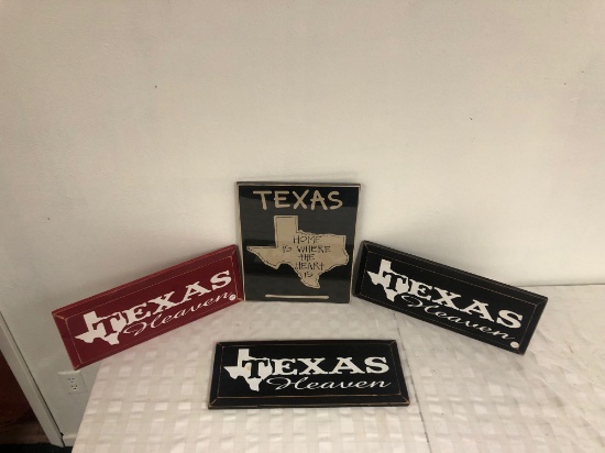 Texas signs wooden