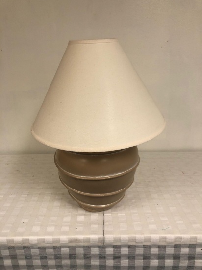 Round Table lamp