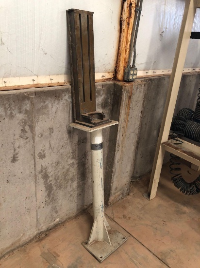 Grinding stand