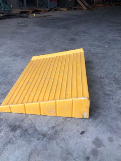 Yellow ramp