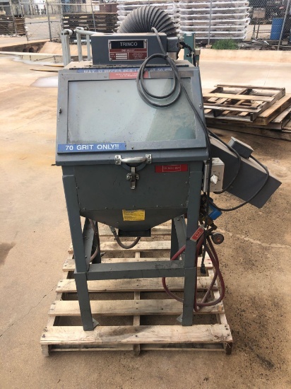 Blast cabinet