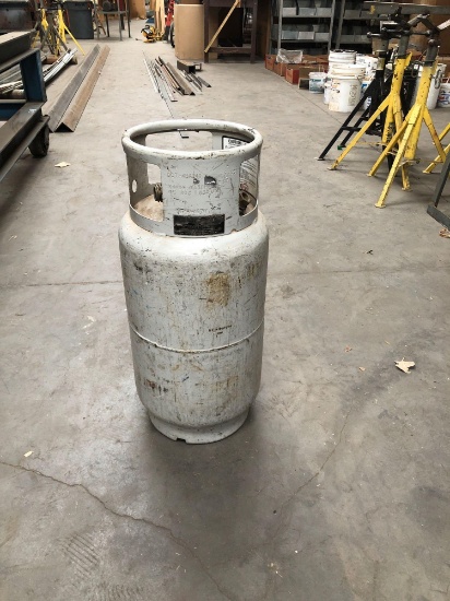 Fork lift propane tank