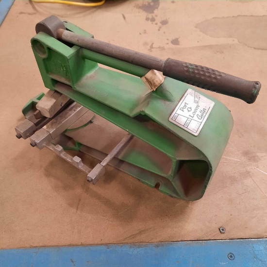 Port-o- Louvre cutter