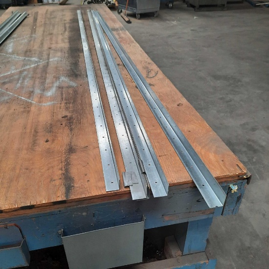 Angle iron