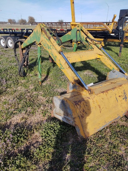 Front end loader off an International
