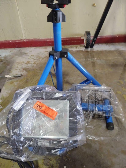 Brand new halogen work light
