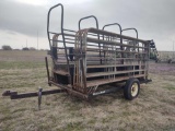 Loading chute with panels