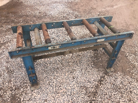 Roller table