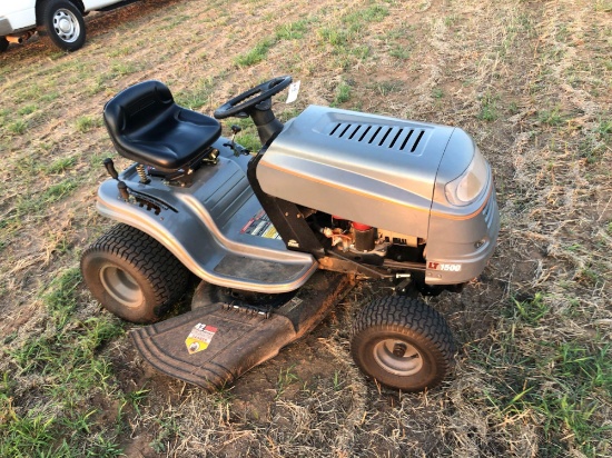 CRAFTSMAN RIDING MOWER