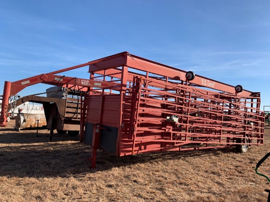 Titan West Portable OK Corral Ready to go. Great condition