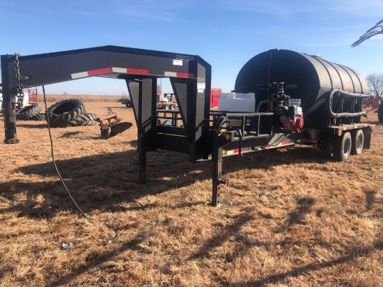 KBH Nurse Trailer a GX 340 Honda pump motor, 2600 water capacity, 2000 fertilizer capacity, in great