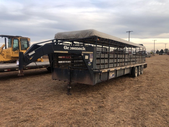 2014 gooseneck 32? 6? 8? cattle trailer, rubber floor, 3 cut gates. bill of sale