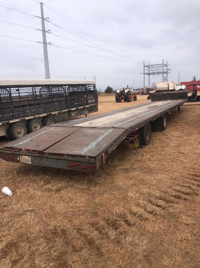 53' STEP DECK TRAILER W/ DOVE TAIL