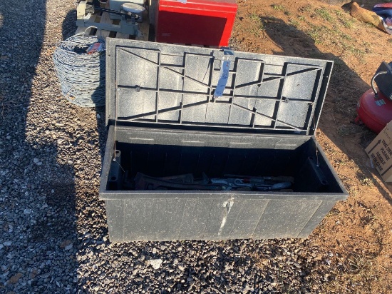 BLACK PLASTIC TOOLBOX...