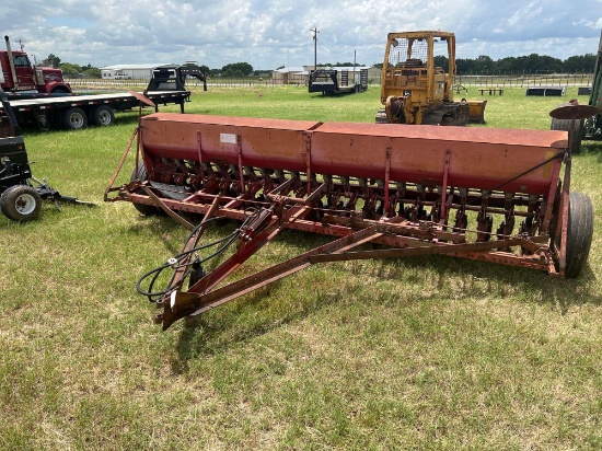 22 hole Massey Ferguson grain drill , 13ft...