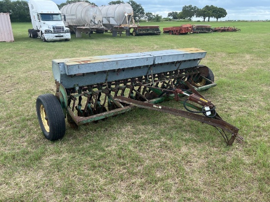 17 Hole Grain Drill with Galvanized Seed box