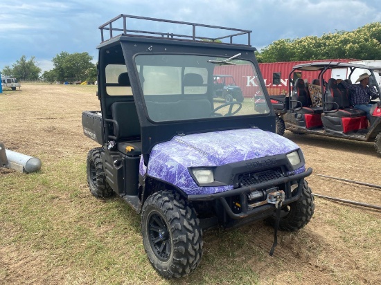 POLARIS RANGER XP...... 4WD... WITH WINCH... HAS NEW WHEELS AND TIRES, AND NEW AXLES AND BOOTS... GR