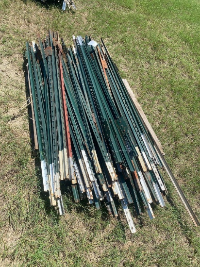 T-Post on a pallet Total of 105 T-Post