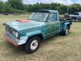 1964 J 200 Jeep pickup ...4X4... RUNS AND DRIVES NEEDS CLUTCH ADJUSTED... NEW FUEL PUMP, NEW STARTER