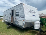 2007 JAY FLIGHT BY JAYCO MODEL 31BHS... UNIT IS READY TO USE IMMEDIATELY, ALL WATER HOSES, SEWER