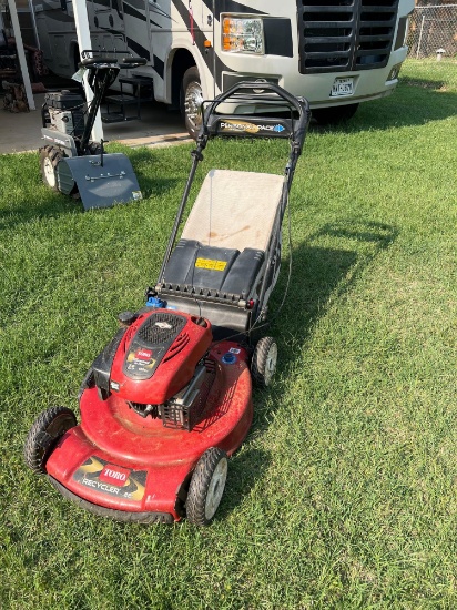 SELF PROPELLED TORO 22 "... PUSH MOWER WITH GRASS CATCHER BAG RUNS AND OPERATES...