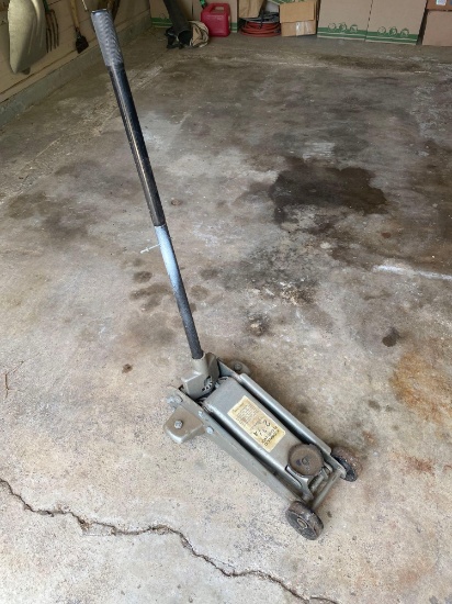 2 1/4 Ton Hydraulic floor Jack