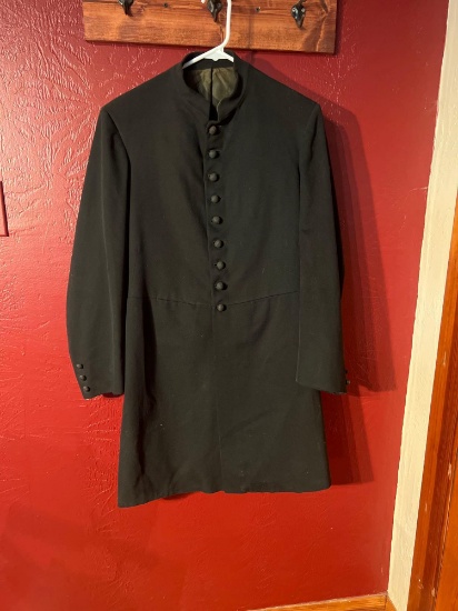 VINTAGE MENS SPLIT DRESS JACKET