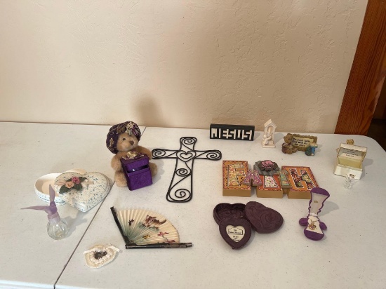 MISC DECORATIONS