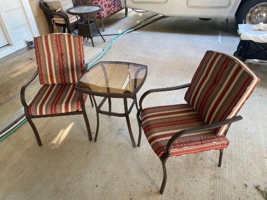 2 PATIO CHAIRS AND A TABLE