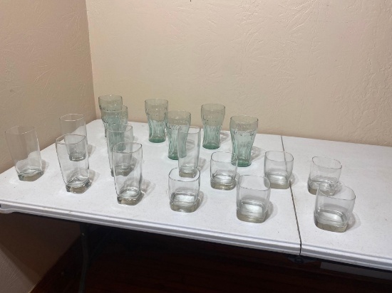6 COCA-COLA CUPS 6 DRINKING GLASSES 6 WHISKEY GLASSES