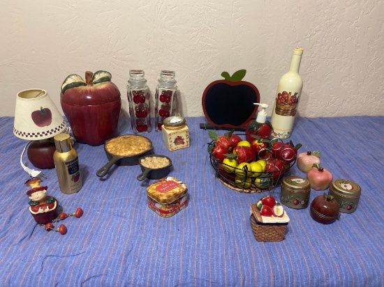 APPLE COLLECTION DECORATIONS
