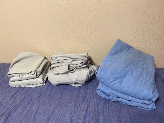 3 KING SHEETS ??????? USED LIKE NEW CONDITION