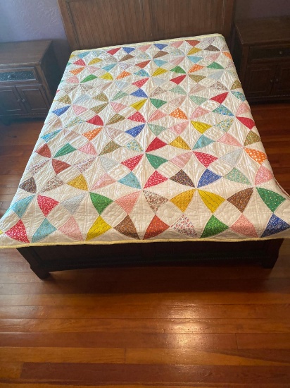 74 ? X 86 ? QUILT ???????USED LIKE NEW CONDITION