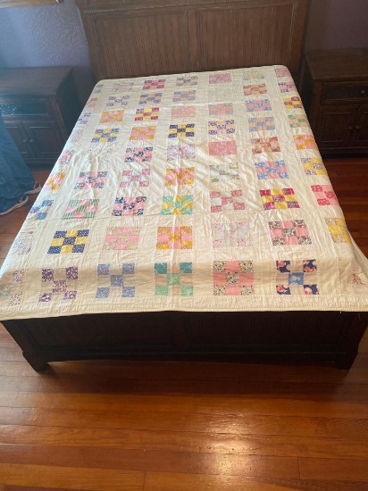 69 ? X 87 ? QUILT ???????USED LIKE NEW CONDITION