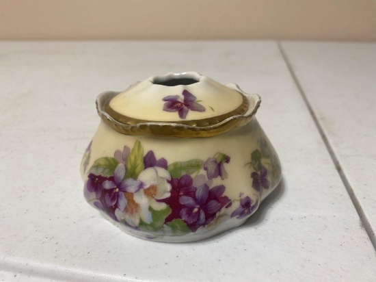VINTAGE PORCELAIN HAIR RECEIVER