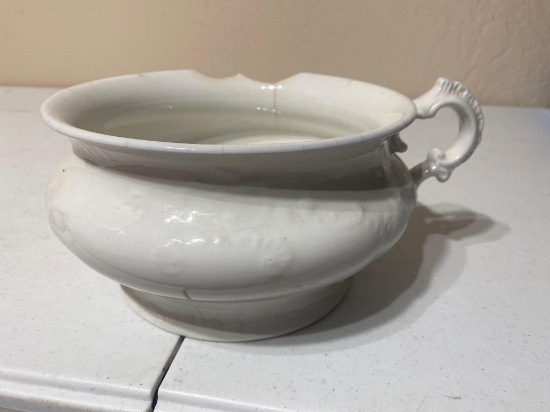 CHAMBER POT