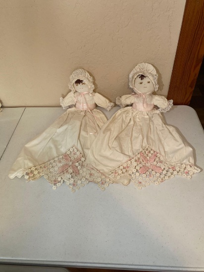 2 PILLOWCASE DOLLS
